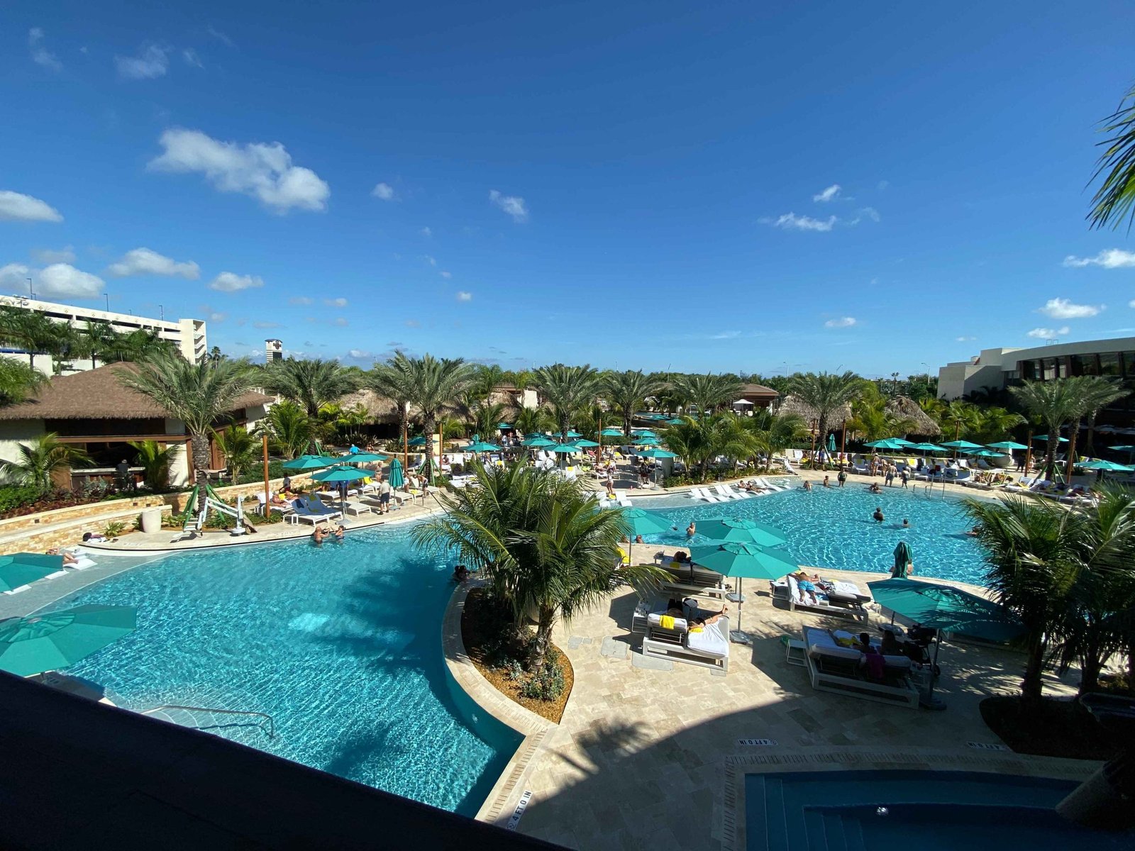 The Art of Choosing the Perfect Towel Sizes for Your Cruise Ship